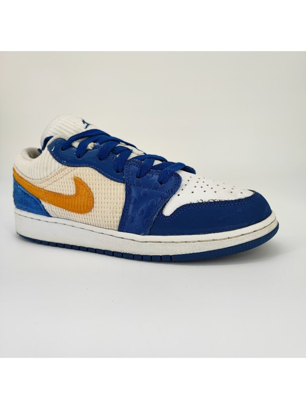 Air Jordan 1 Low SE GS Messy Room Size 6.5Y Blue Suede Sneakers DR6960-400